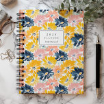 Sonniges Aquarellmuster Muster Monogramm 2025 Planer<br><div class="desc">Personalisieren Sie diesen sonnigen Planer mit Ihrem Namen in dunkelblau kursiv gerahmt durch ein weißes Rechteck,  auf einem kühnen,  farbenfrohen Hintergrund von Aquarellfarben-Blume in den Farbtönen Gelb,  Rosa und Marineblau.</div>