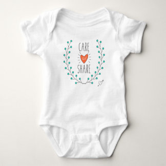 Sorgfalt-und Anteil-Girlanden-Shirt Baby Strampler