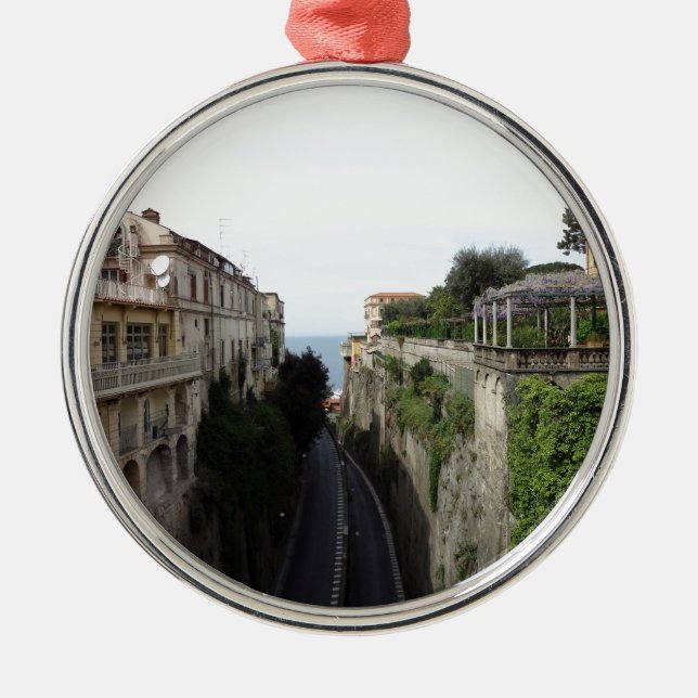 Sorrent, Italien Ornament Aus Metall (Vorne)