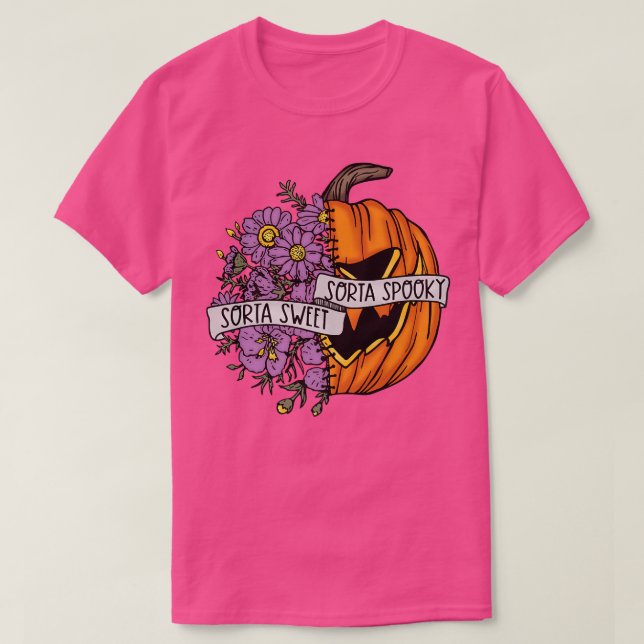 Sorta Sweet Sorta Spooky Beängstigende Kürbis T-Shirt (Design vorne)