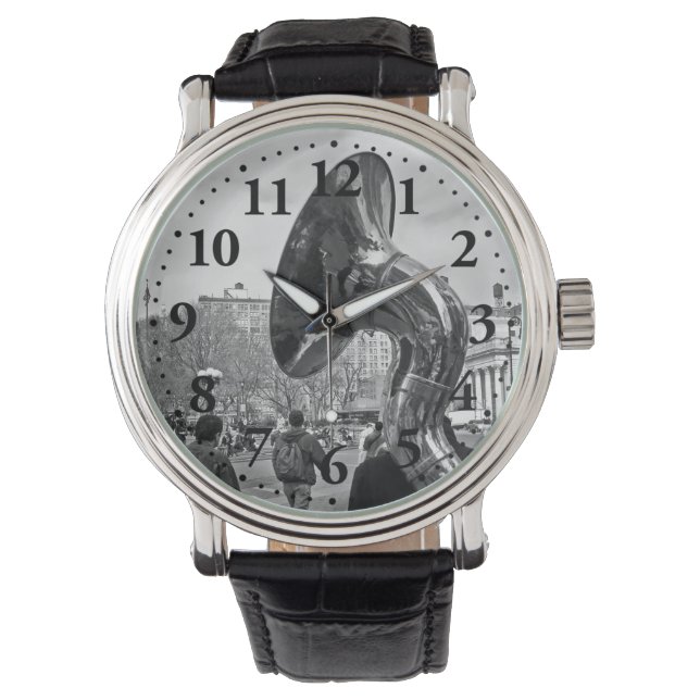 Sousaphon Armbanduhr (Vorderseite)