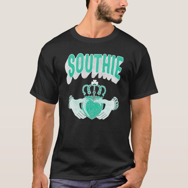 Southie South Boston Irish Claddagh Celtic Distres T-Shirt (Vorderseite)