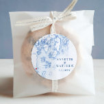 Southport Boothbay Harbor Maine Gastgeschenk Hochz Runder Aufkleber<br><div class="desc">Diese Southport Maine Aufkleber sind ideal für Liebestaschen, Umschläge oder Begrüßungsgeschenke für Ihre Boothbay Harbour Wedding. Bewegen Sie das Herz, indem Sie unter "Anpassen" auf "Bearbeiten mit dem Designwerkzeug" klicken. Diese individuellen Labels verfügen über eine digital restaurierte antike Karte des Hafens von Boothbay, einschließlich Southport, Boothbay Harbour, Ocean Point, Linekins...</div>