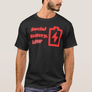 Soziale Batterie schwach Introvertiert Lustig Mini T-Shirt