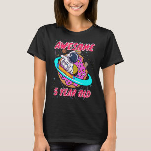 Space Boy Astronaut Phantastisch im Alter von 5 Ja T-Shirt