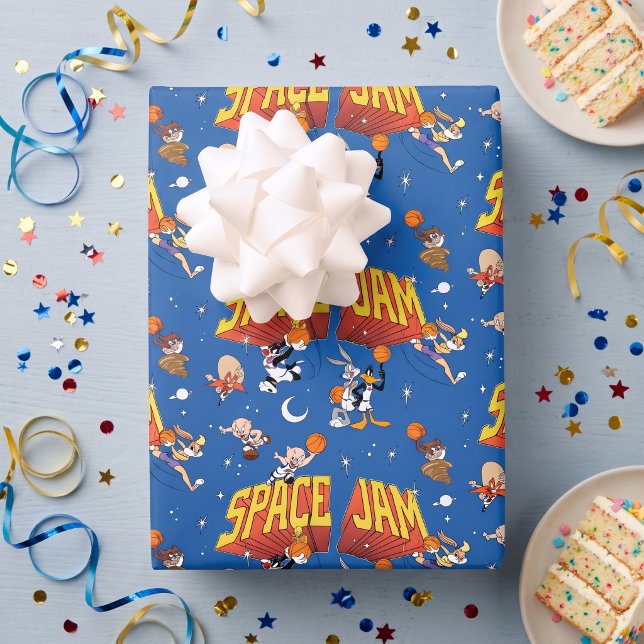 SPACE JAM™ TUNE SQUAD™ Outer Space-Muster Geschenkpapier Set (Simulated wrapping paper on gift)