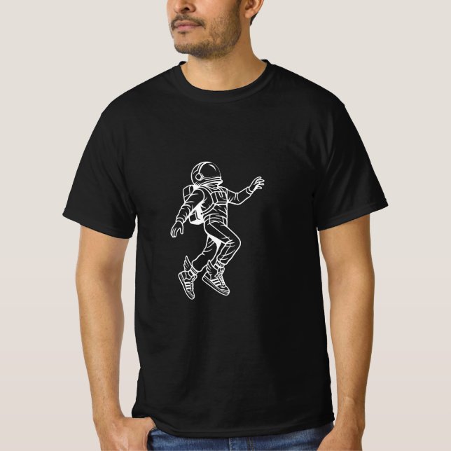 Space Kicks: Winged Astronaut Flight T-Shirt (Vorderseite)