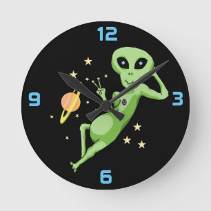 Space Peace Alien Clock Runde Wanduhr