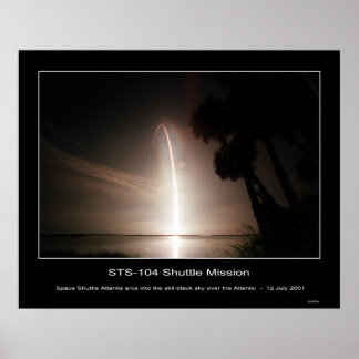Space Shuttle Atlantis Arms in die noch schwarze Poster