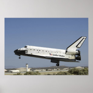 Space Shuttle Atlantis bereitet die Landung vor Poster
