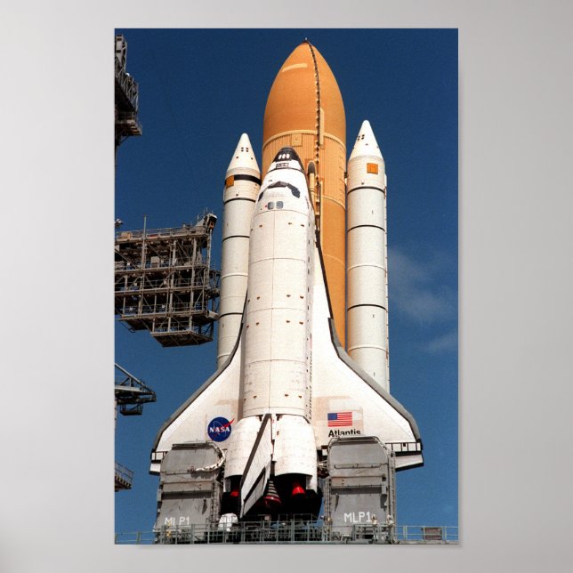 Space Shuttle Atlantis bereitet sich auf den Start Poster (Vorne)