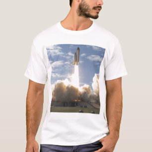 Space Shuttle Atlantis hebt 10 T-Shirt