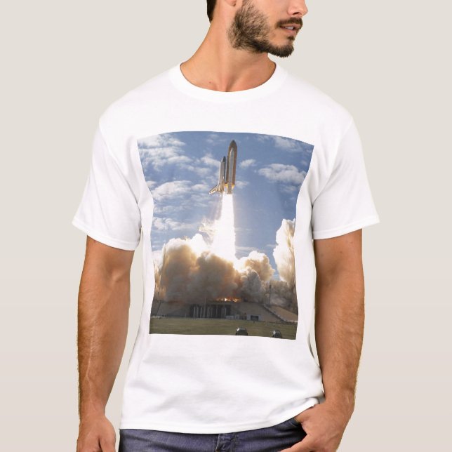 Space Shuttle Atlantis hebt 10 T-Shirt (Vorderseite)