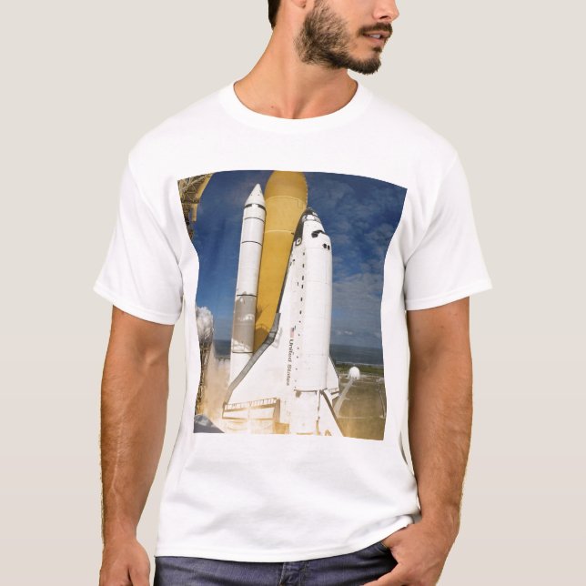 Space Shuttle Atlantis hebt 12 T-Shirt (Vorderseite)
