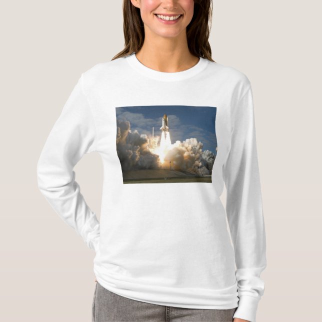 Space Shuttle Atlantis hebt 24 T-Shirt (Vorderseite)