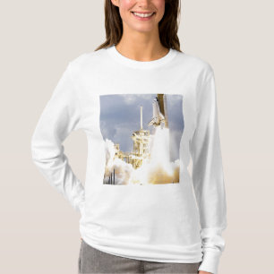 Space Shuttle Atlantis hebt 2 T-Shirt