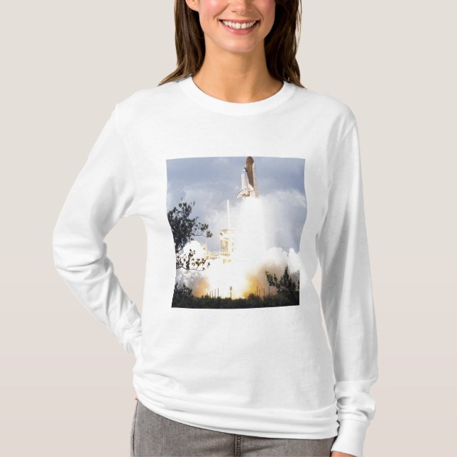 Space Shuttle Atlantis hebt 4 T-Shirt (Vorderseite)