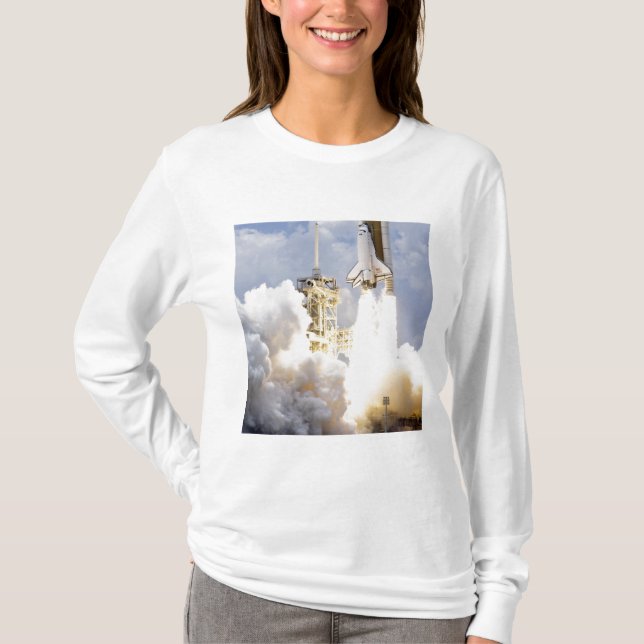 Space Shuttle Atlantis hebt ab T-Shirt (Vorderseite)