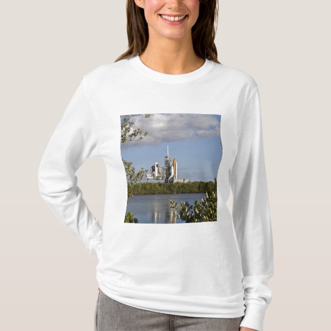 Space Shuttle Atlantis ist bereit T-Shirt (Vorderseite)