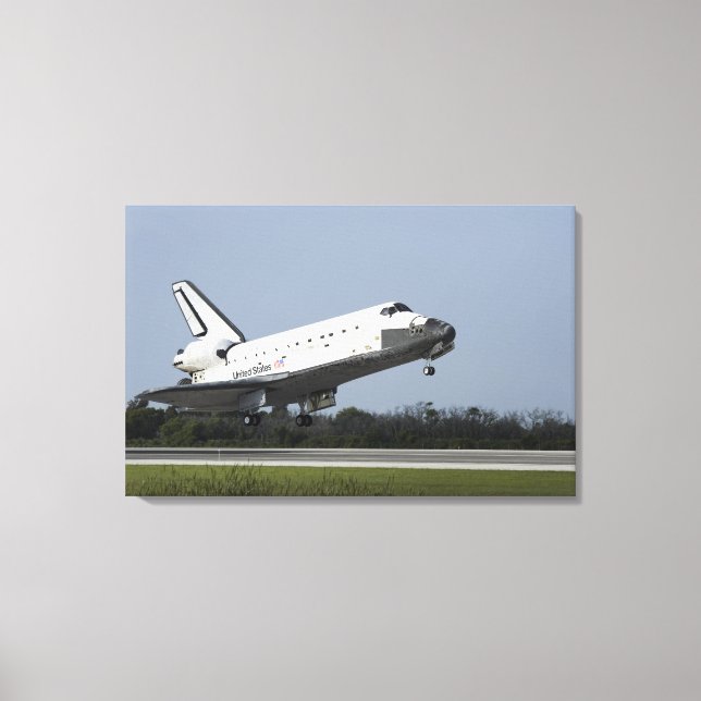 Space Shuttle Discovery landet auf der Piste 33 2 Leinwanddruck (Vorderseite)