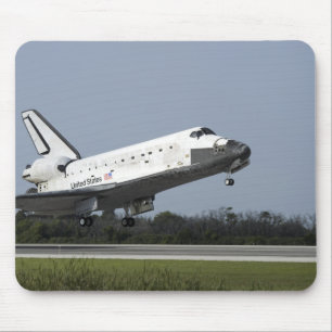 Space Shuttle Discovery landet auf der Piste 33 2 Mousepad