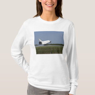 Space Shuttle Discovery landet auf der Piste 33 4 T-Shirt