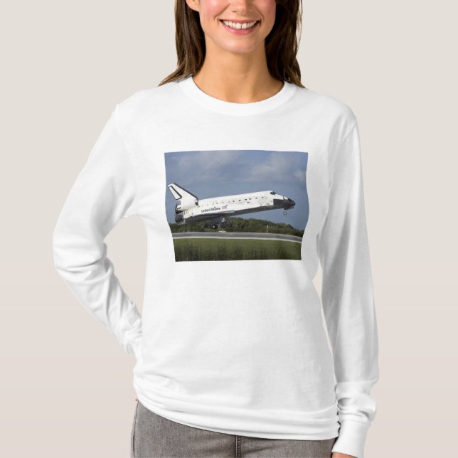 Space Shuttle Discovery landet auf der Runway 33 3 T-Shirt (Vorderseite)