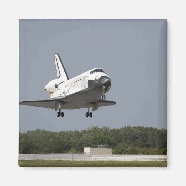 Space Shuttle Discovery nähert sich Landung 2 Magnet (Vorne)