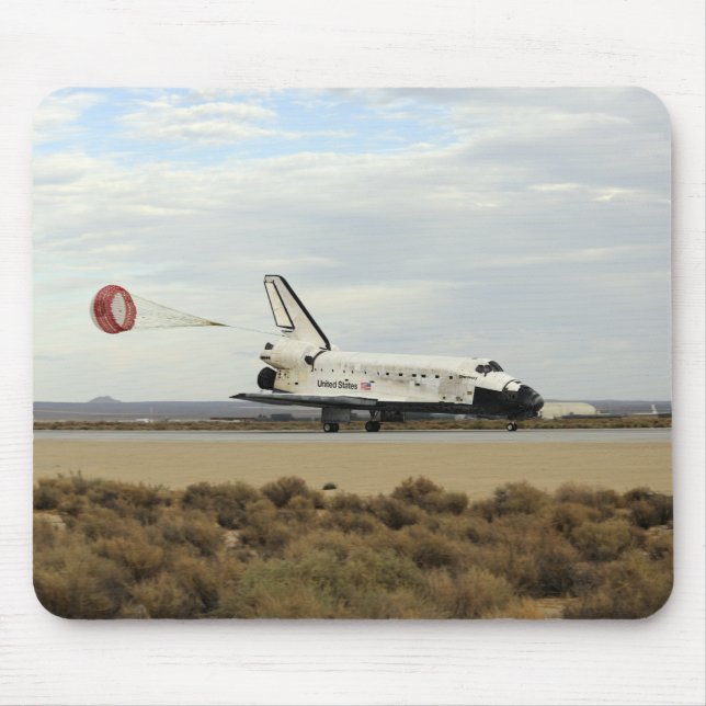 Space Shuttle Discovery stellt seinen Drag-Rute be Mousepad (Vorne)