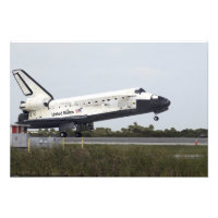 Space Shuttle Discovery Touchs runter 2