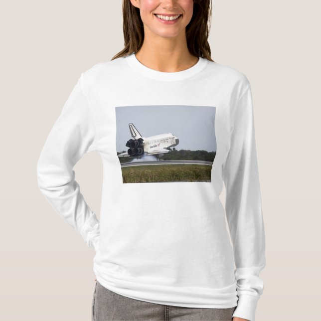 Space Shuttle Discovery Touchs runter 2 T-Shirt (Vorderseite)