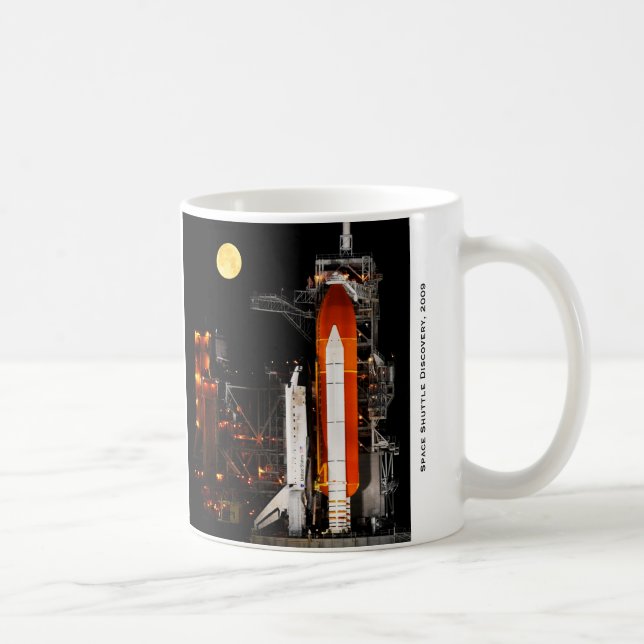Space Shuttle Discovery und Vollmond 2009 Kaffeetasse (Rechts)