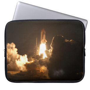 Space Shuttle Earth Orbital Spacecraft Night Canva Laptopschutzhülle