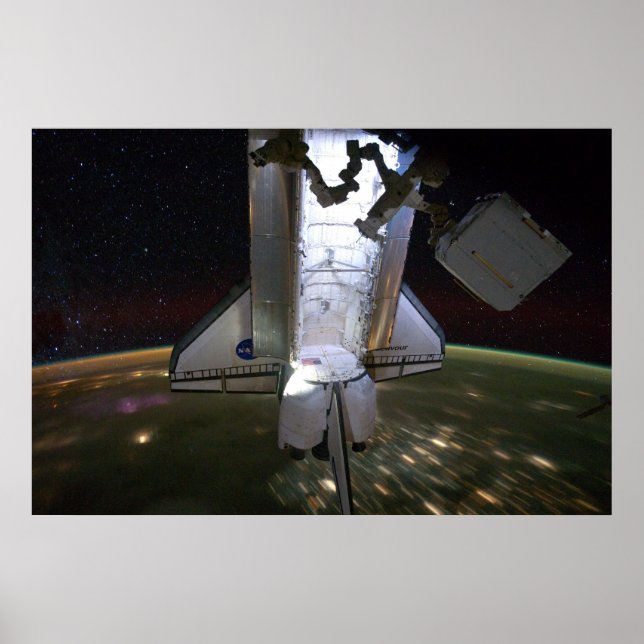 Space Shuttle Endeavour Docked at ISS (2011) Poster (Vorne)