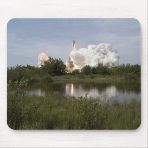 Space Shuttle Endeavour hebt 6 Mousepad
