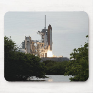 Space Shuttle Endeavour hebt ab Mousepad
