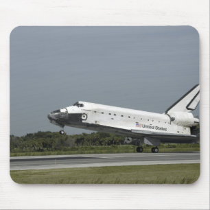Space Shuttle Endeavour Touchs nach unten Mousepad