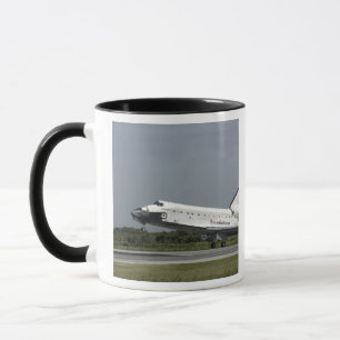 Space Shuttle Endeavour Touchs nach unten Tasse