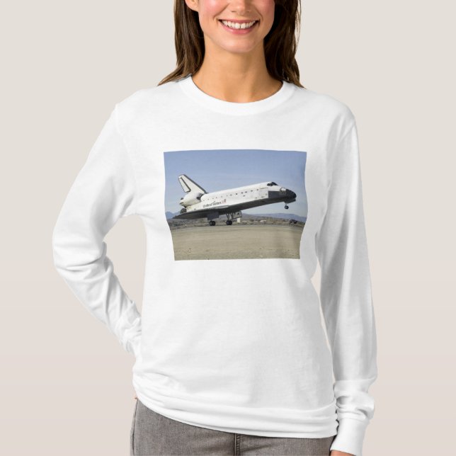 Space Shuttle Endevor's Hauptfahrwerk T-Shirt (Vorderseite)