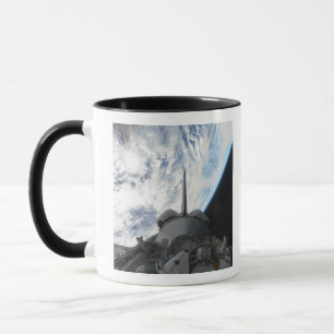 Space Shuttle Endevor's Nutzlastschacht 2 Tasse