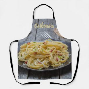 Spaghetti Carbonara Pasta mit Bacon und Parmesan Schürze