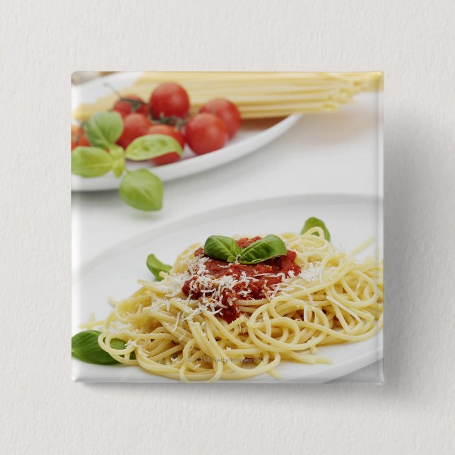 Spaghetti mit Tomatensauce und Basilikum Button (Vorderseite)