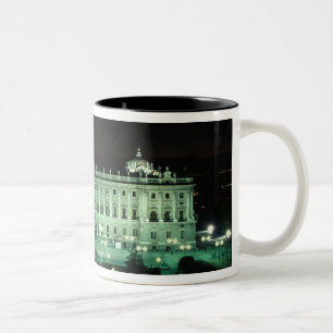 Spanien, Madrid, Königspalast und Plaza de Zweifarbige Tasse