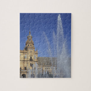 Spanien, Sevilla, Andalusien Brunnen und verziert Puzzle