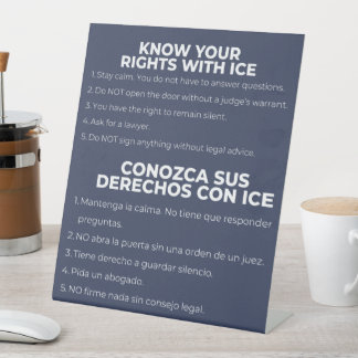 Spanisch und Englisch Know Your Rights ICE Sockelschild