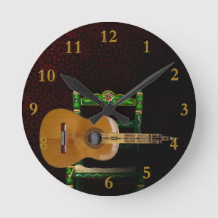 Spanische Gitarre mit Giralda von Sevilla und Runde Wanduhr