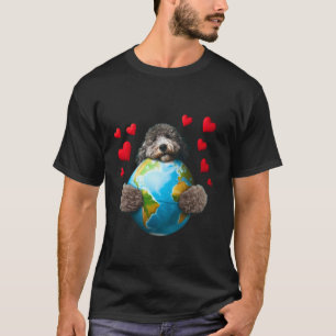 Spanischer Wasserhund Erdtags Umarmung Liebe Besit T-Shirt