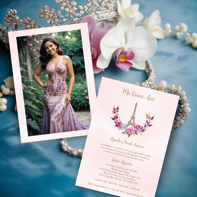 Spanisches Foto Rosa Garland Eiffelturm Einladung (Cute Spanish Quinces Pink Garland with Eiffel Tower Photo Quinceañera Invitations.)