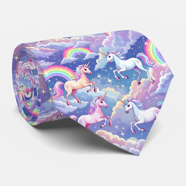 Sparkly rainbow and unicorns on clouds krawatte (Gerollt)
