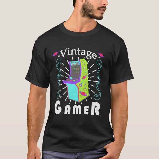 Spaß Ältere Aktivitäten Hellfarbene Retro Arcade G T-Shirt (Vorderseite)